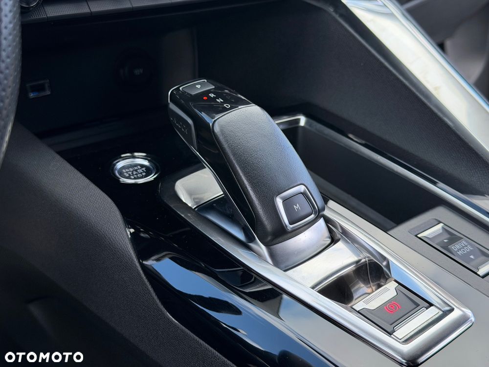 Peugeot 5008 1.5 BlueHDi GT S&S EAT8 - 33