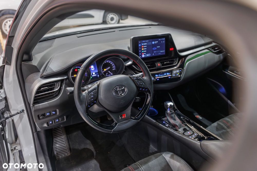 Toyota C-HR 2.0 Hybrid GR Sport - 28