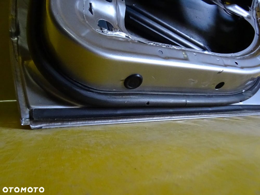 DRZWI PRAWY TYŁ PRAWE TYLNE BMW E39 KOMBI NR1545F - 12