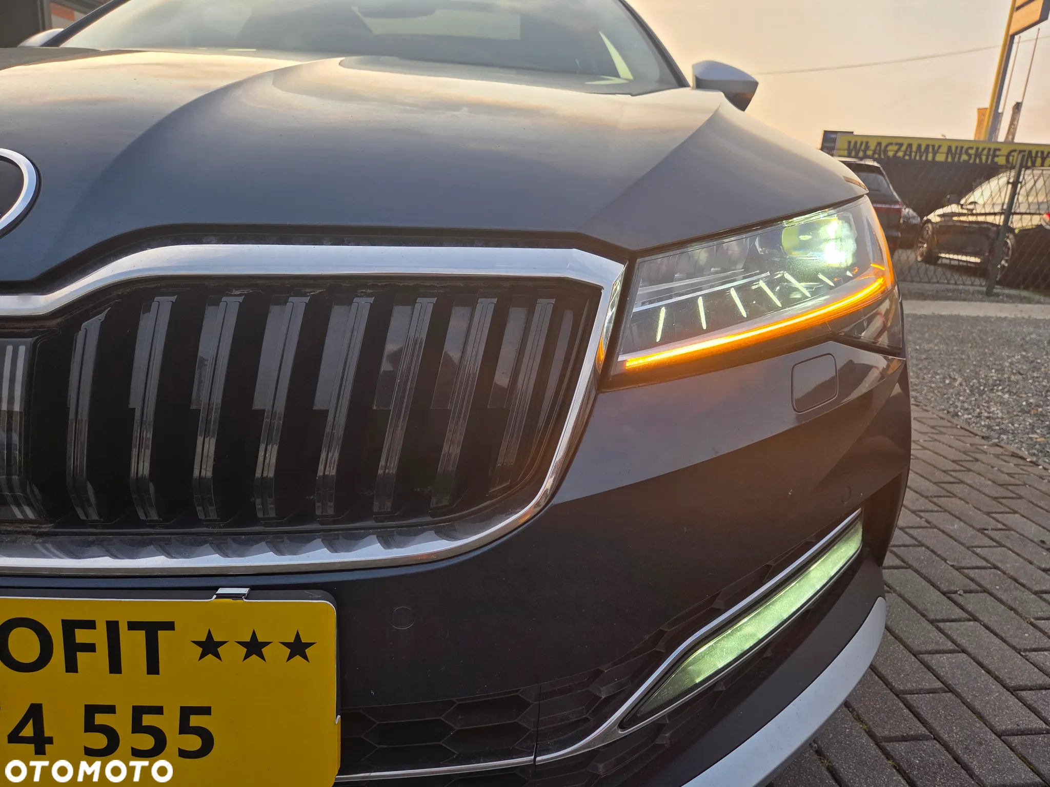 Skoda Superb 2.0 TDI SCR 4x4 Scout DSG - 12