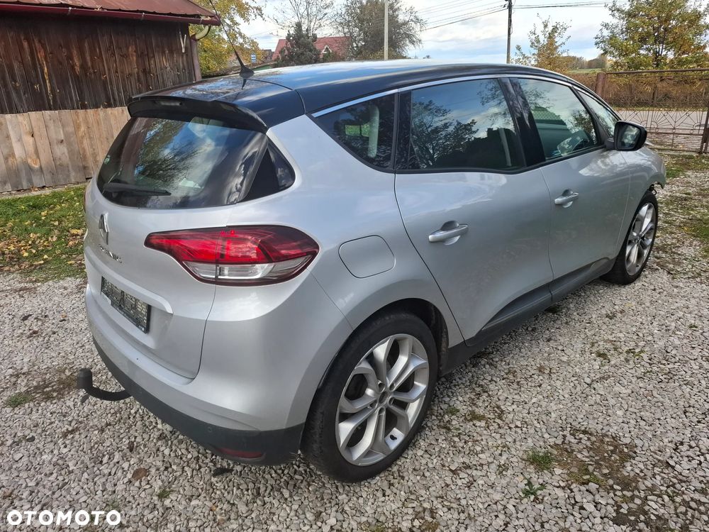 Renault Scenic - 6