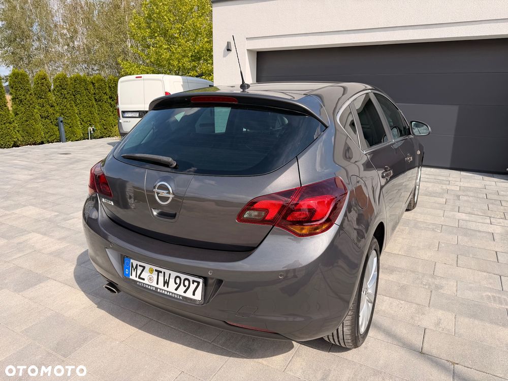 Opel Astra 1.4 Turbo Innovation - 10