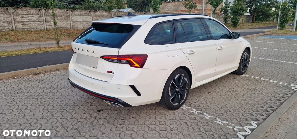 Skoda Octavia 2.0 TDI RS DSG - 9