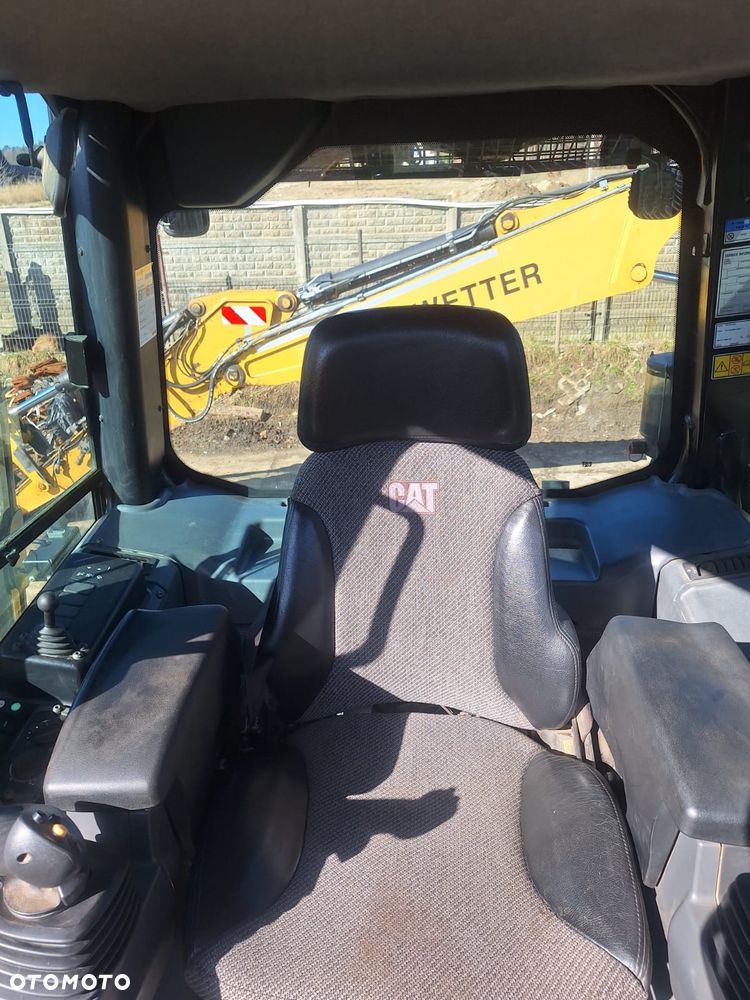Caterpillar CAT D6K2 LGP - 28