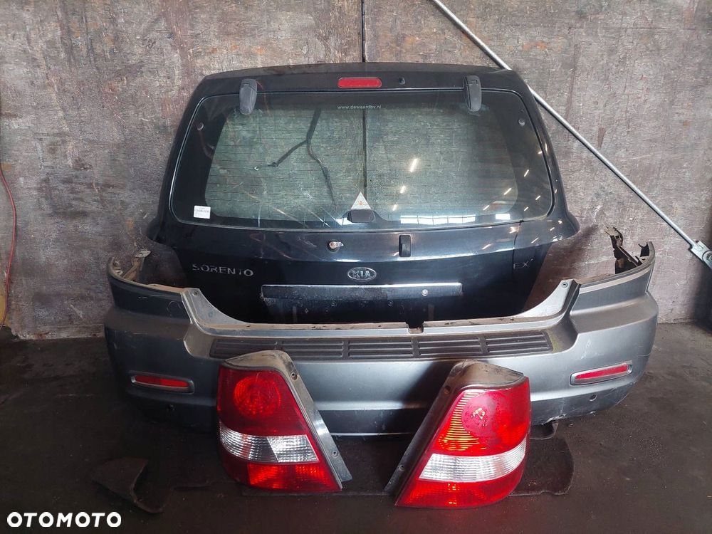 KOMPLETNY TYŁ KIA SORENTO I YC KLAPA ZDERZAK TYŁ LAMPA TYŁ LEWA PRAWA - 2