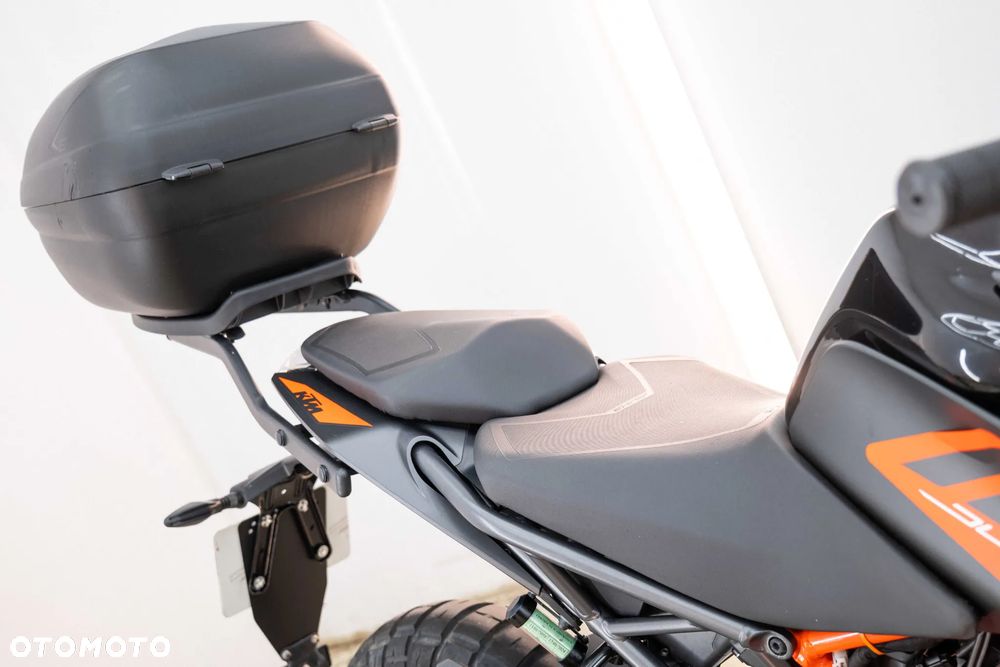 KTM Duke 125 - 21