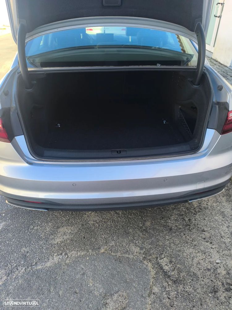 Audi A4 35 TDI Advanced S tronic - 5