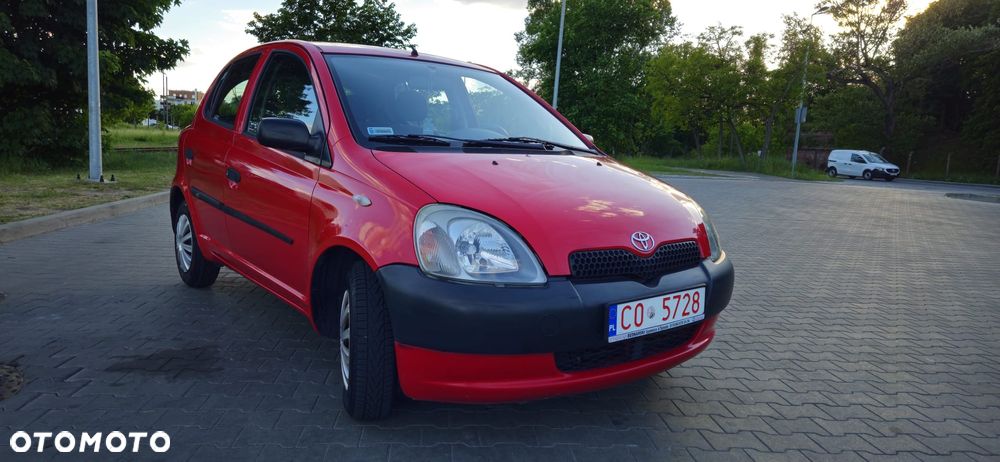 Toyota Yaris - 1