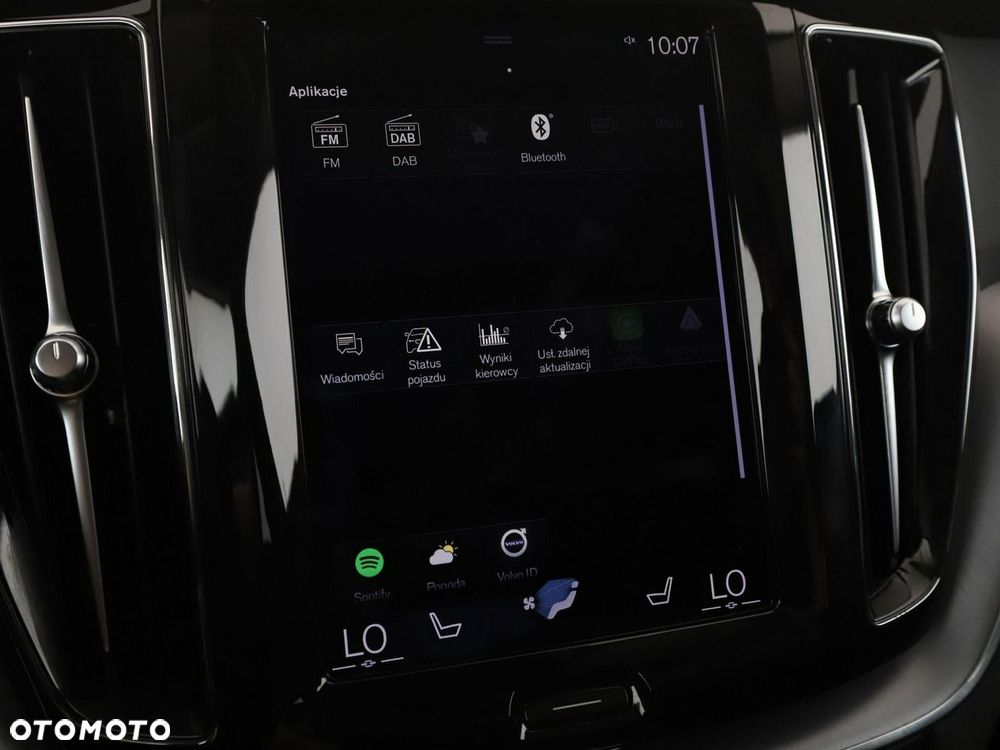 Volvo XC 60 T6 AWD Recharge Geartronic Inscription Expression - 26