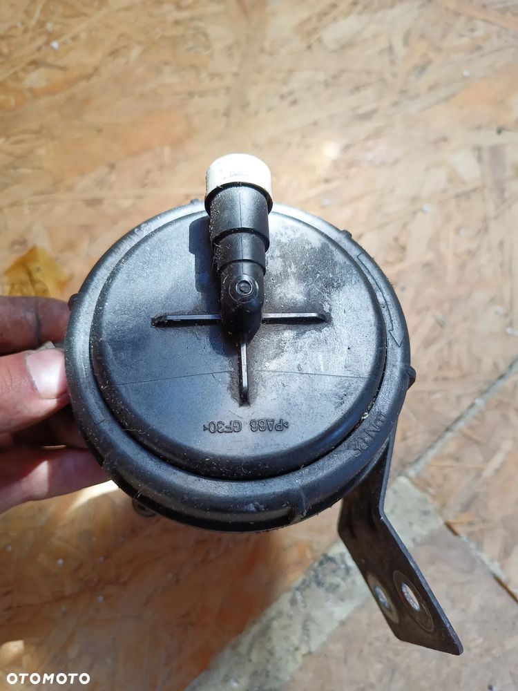 OBUDOWA FILTRA PALIWA PEUGEOT BOXER CITROEN JUMPER 2.2  EURO 4 (3SZT) - 2