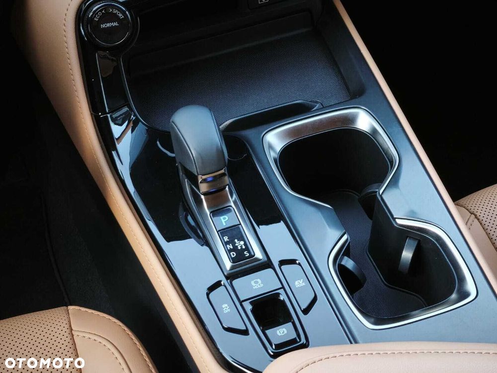 Lexus NX 350h Prestige 2WD - 25