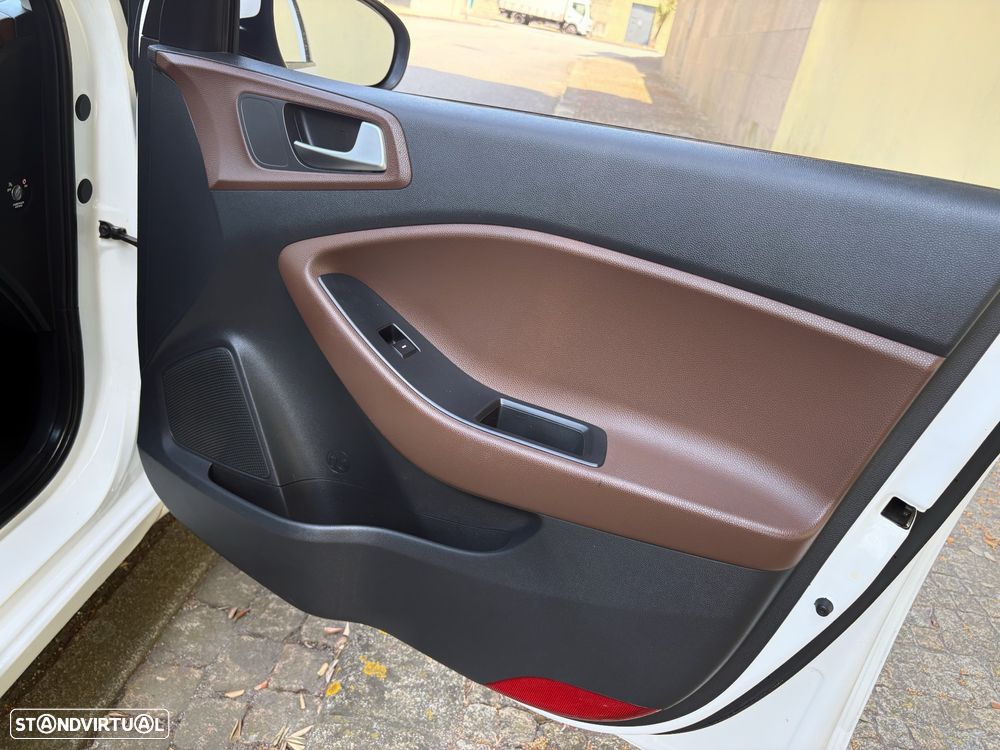Hyundai i20 1.2 Access Plus - 17