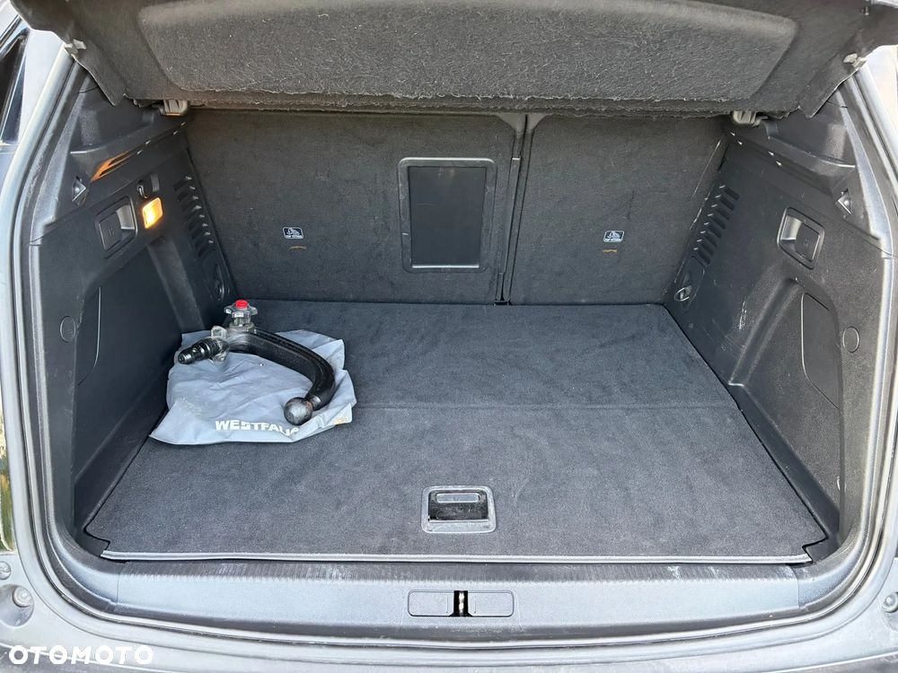 Peugeot 3008 225 e-EAT8 Allure Pack - 36