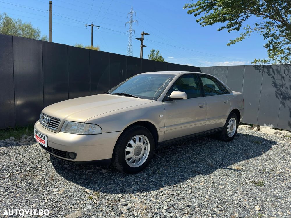 Audi A4 Avant 2.0 FSI - 3