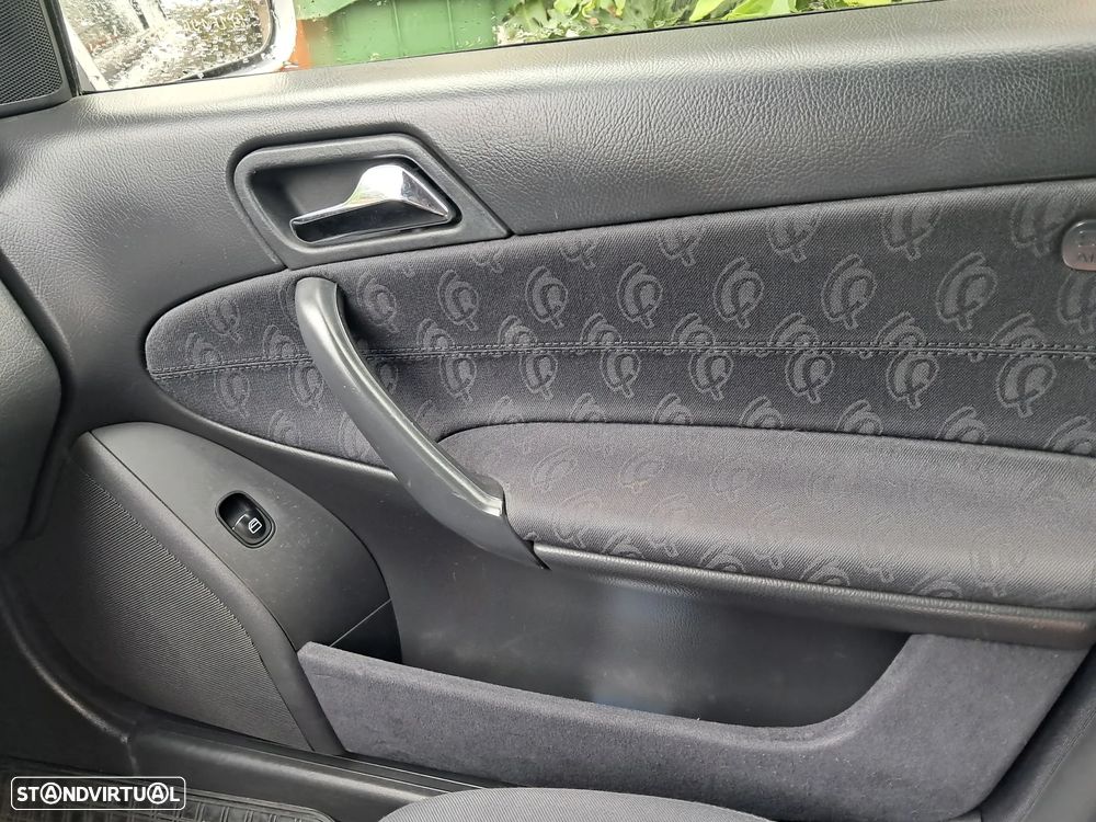 Mercedes-Benz C 220 - 11