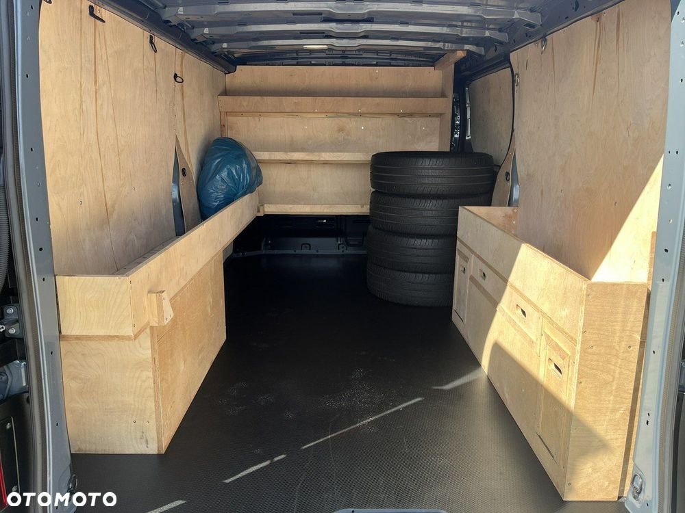 Renault Trafic - 6