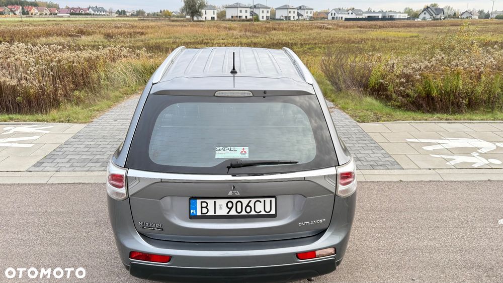 Mitsubishi Outlander 2.0 Intense 2WD - 6