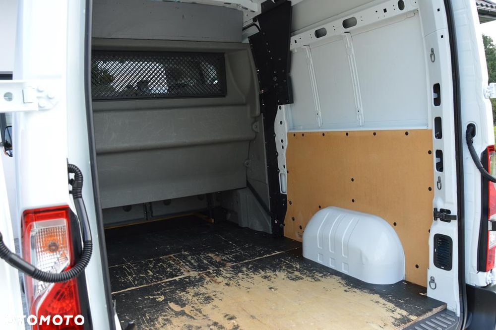 Opel Movano - 28