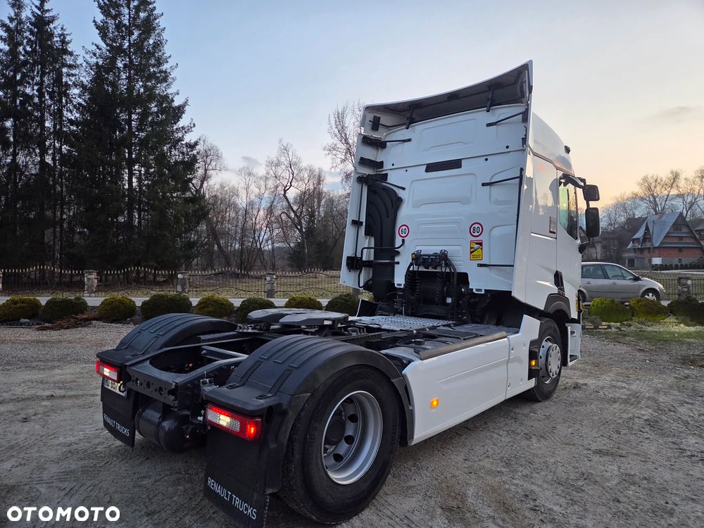 Renault Gama at 480 - 3