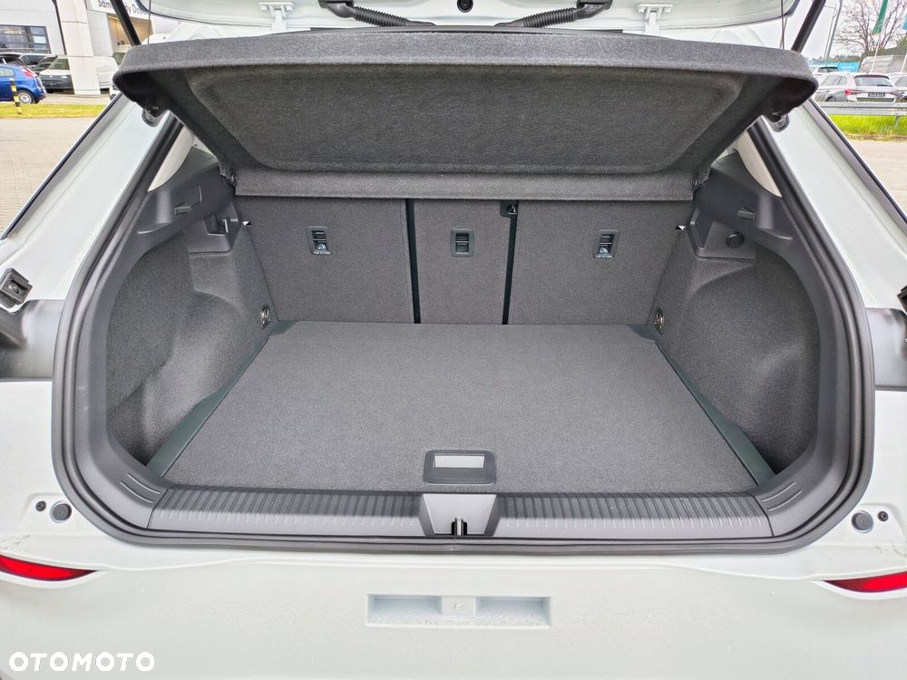 Volkswagen T-Roc - 31