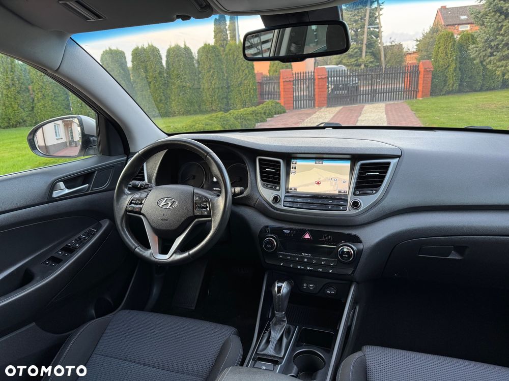 Hyundai Tucson 2.0 CRDi 4WD Automatik Style - 16