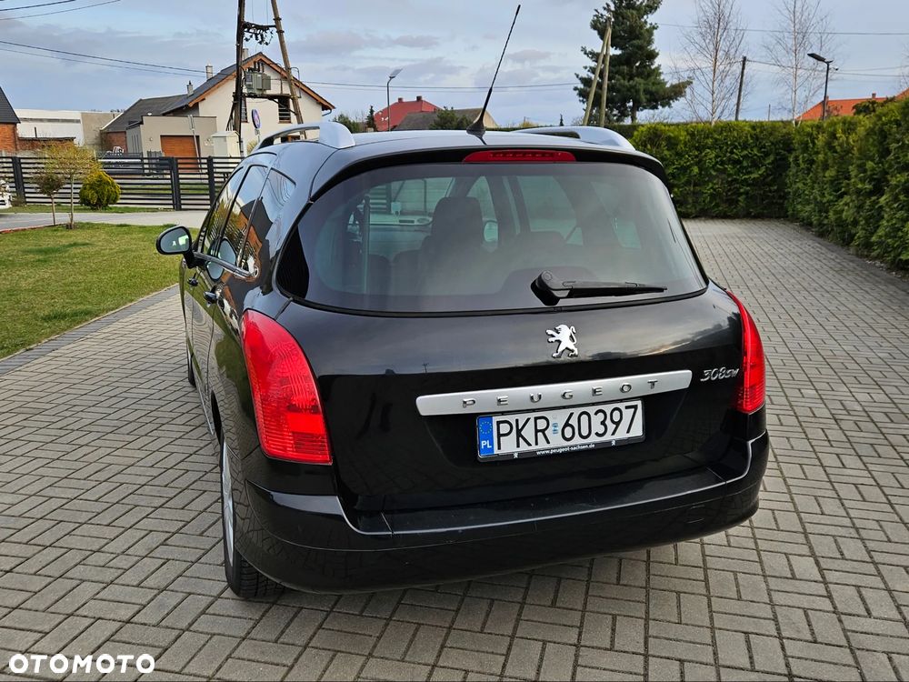 Peugeot 308 HDi FAP 140 Family - 10