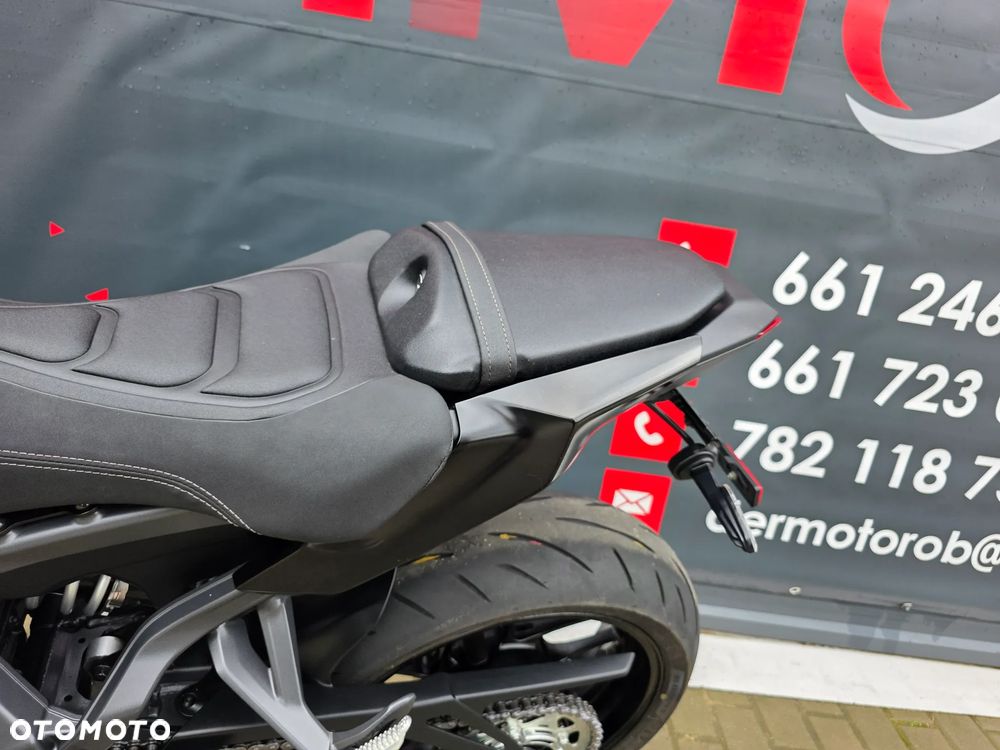 Yamaha MT - 8