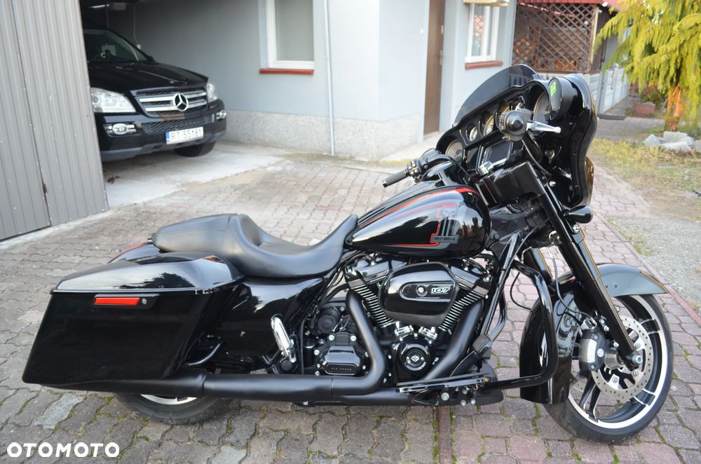 Harley-Davidson Touring Street Glide - 14
