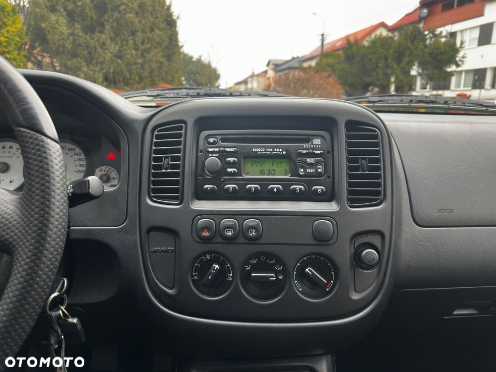 Ford Maverick Standard - 21