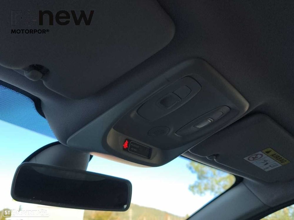 Renault Captur 1.2 TCe Exclusive XMOD - 27