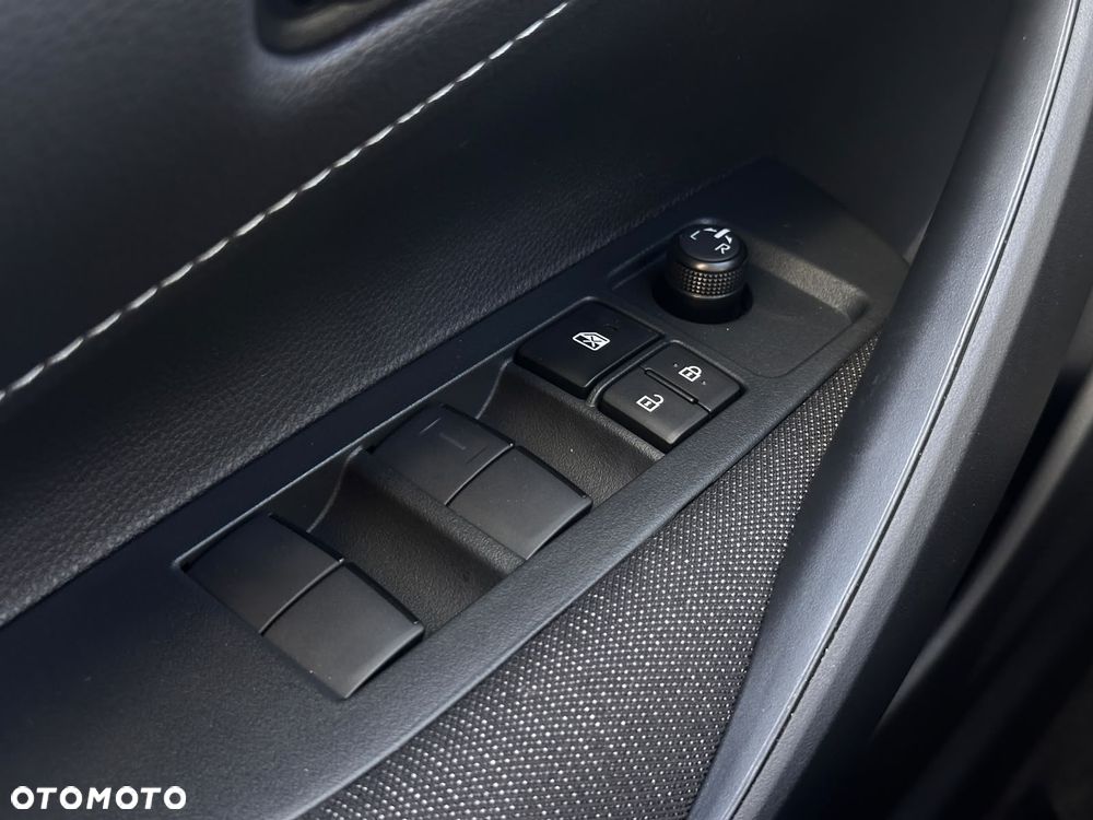 Toyota Corolla - 13