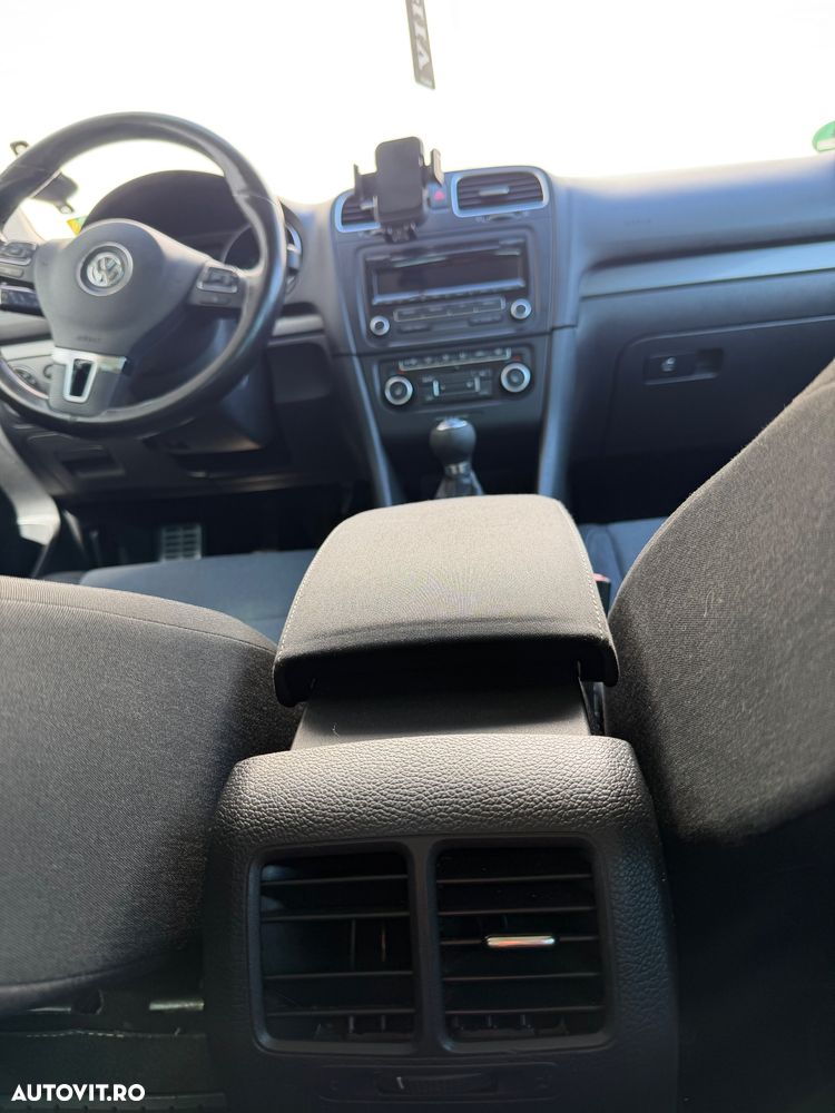 Volkswagen Golf 2.0 TDI BlueMotion Technology Comfortline - 23