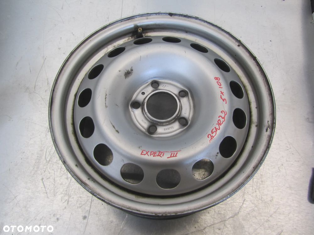 Citroen Jumper-Expert-Proace 16->felga stalowa 16"x4 5x108 - 1