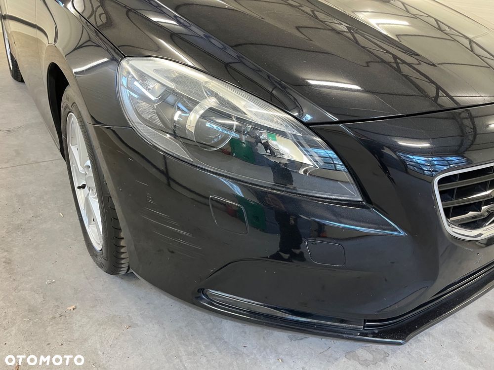 Volvo V40 D2 - 23