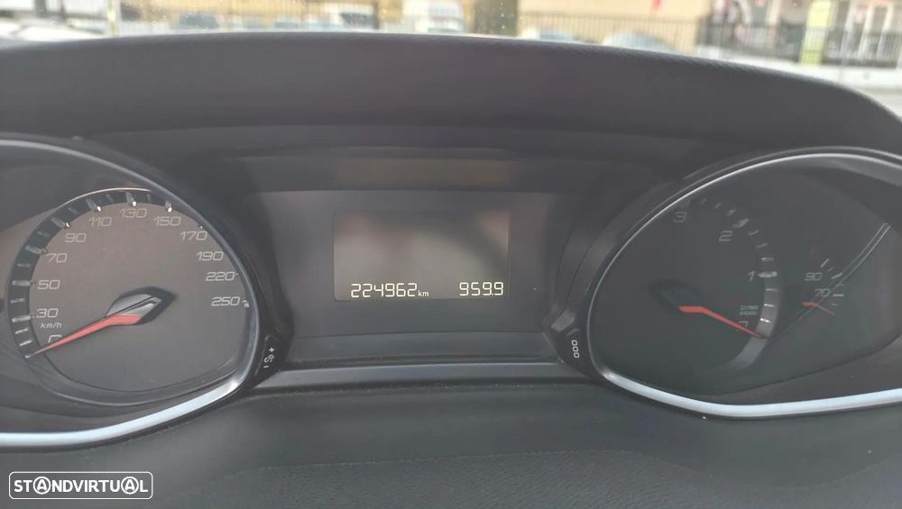 Peugeot 308 SW 1.6 BlueHDi Active - 16