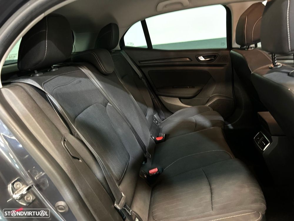 Renault Mégane 1.5 Blue dCi Limited - 16