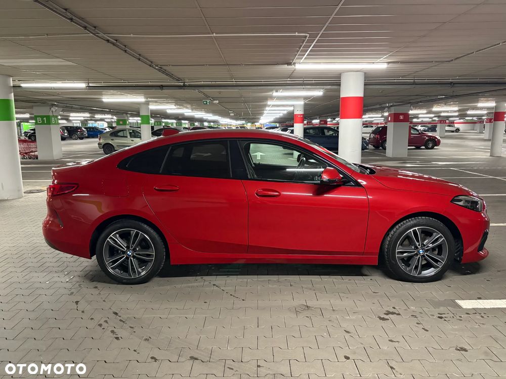 BMW Seria 2 218i Sport Line - 8