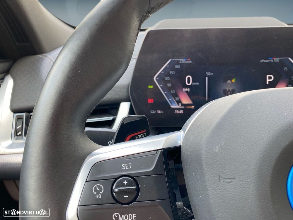 BMW iX2 xDrive30 Pack Desportivo M - 8