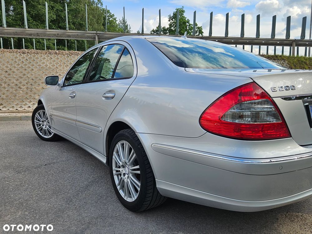 Mercedes-Benz Klasa E - 14