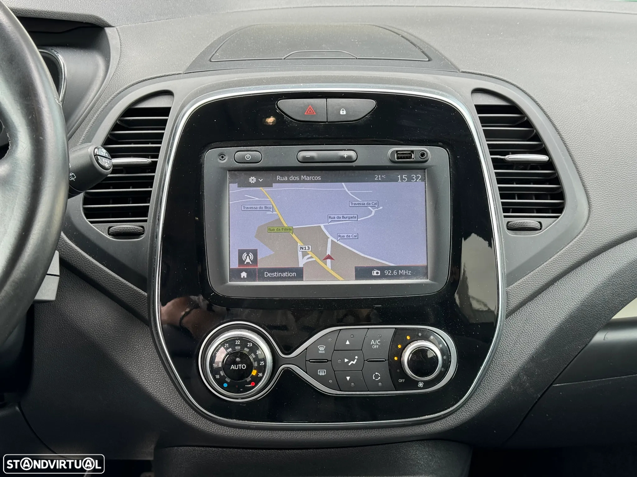 Renault Captur (ENERGY) TCe 90 INTENS - 33