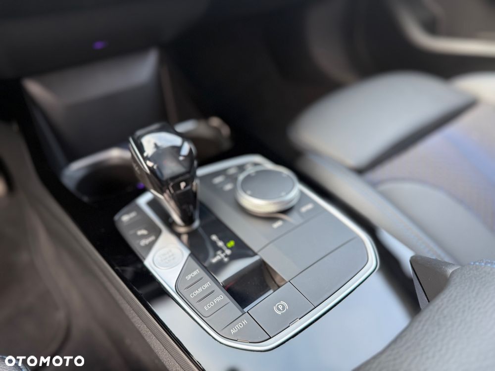 BMW Seria 1 118i - 5