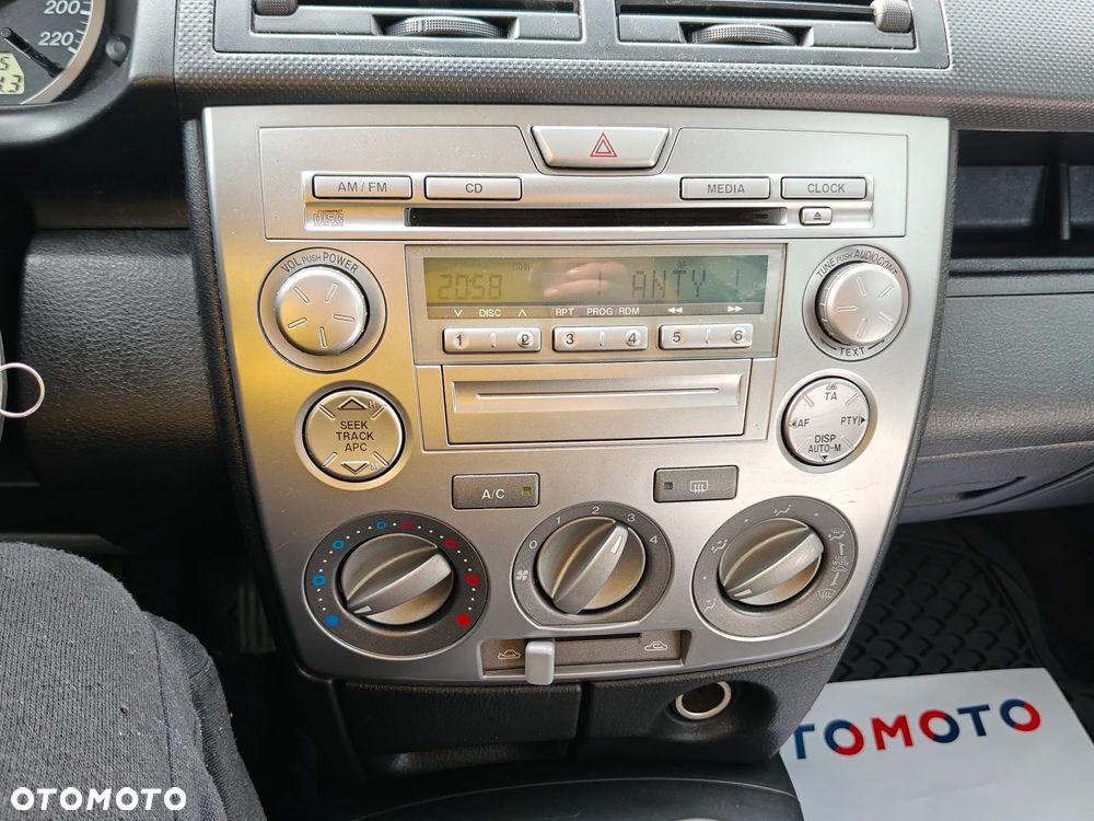 Mazda 2 1.4l Exclusive - 23