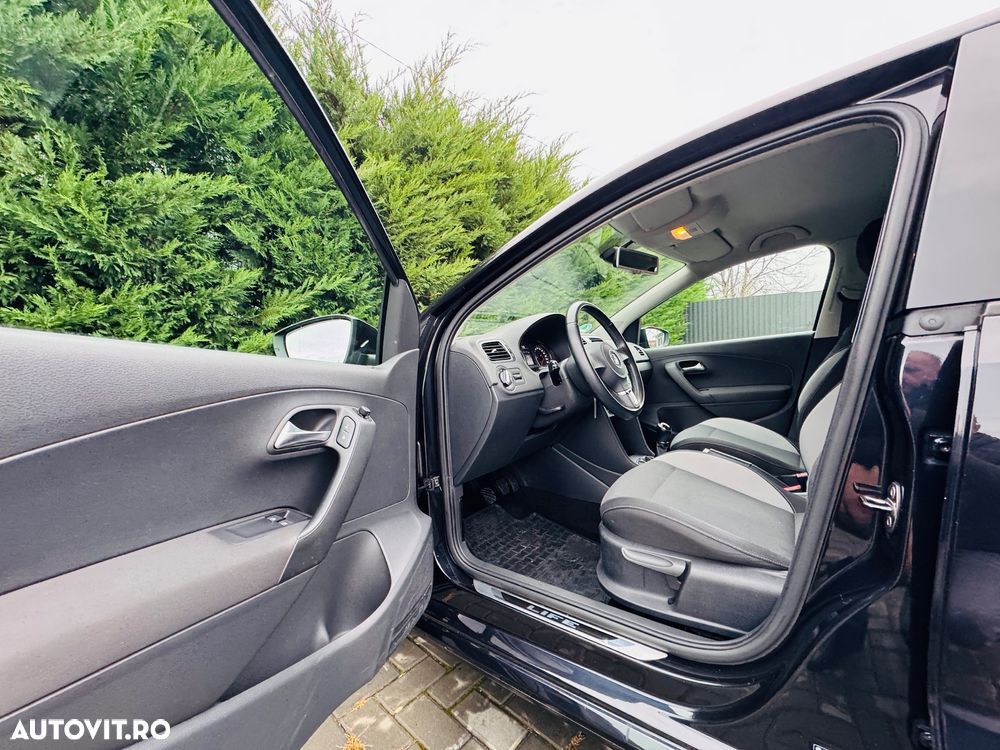 Volkswagen Polo - 8