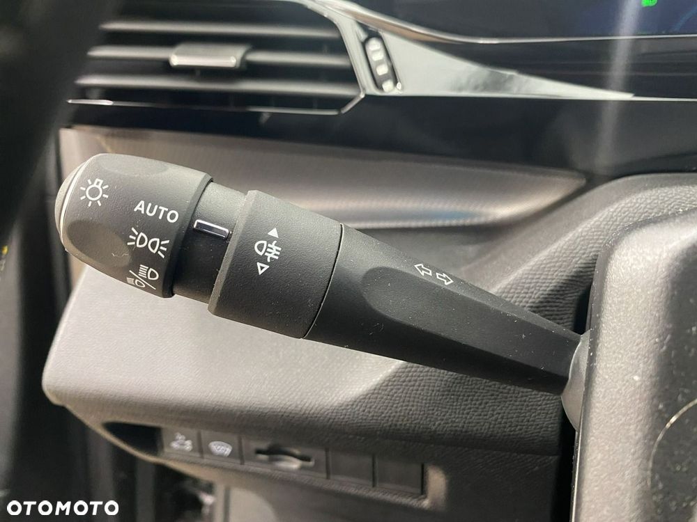 Peugeot 308 1.2 PureTech GT Pack S&S EAT8 - 26