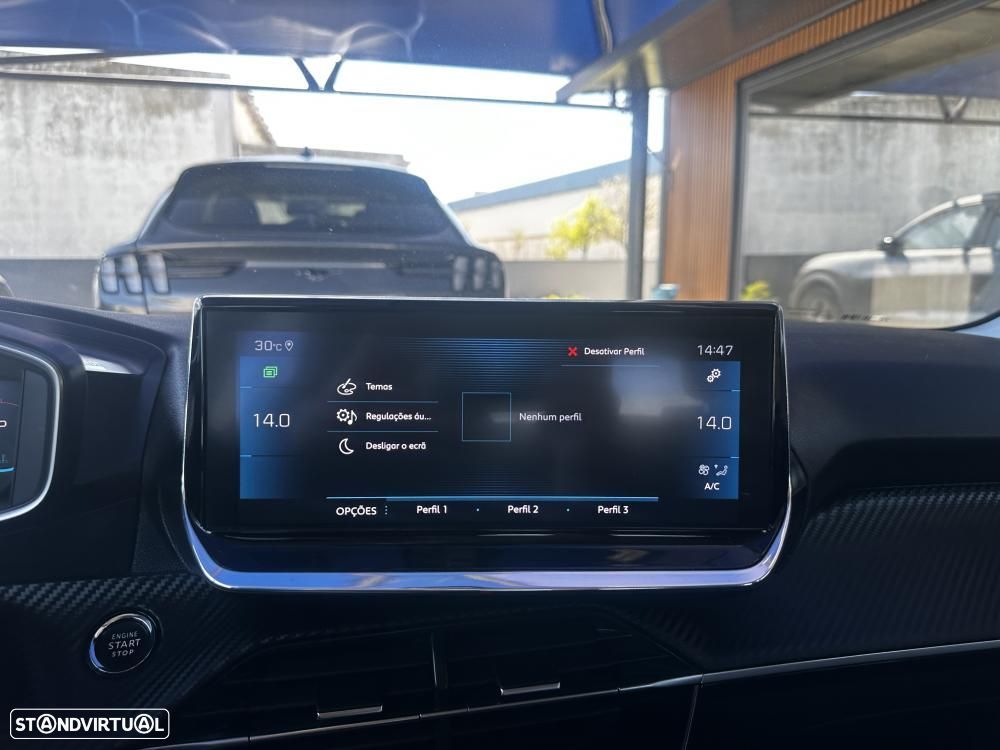 Peugeot 208 1.2 PureTech Allure EAT8 - 25