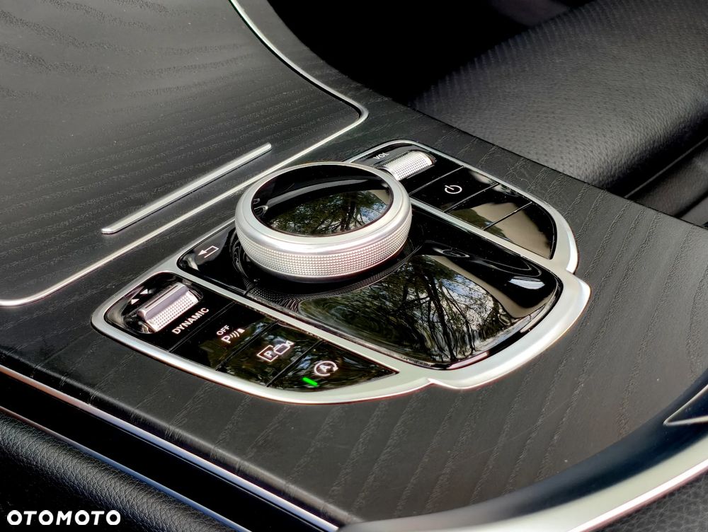 Mercedes-Benz Klasa C 200 d T 9G-TRONIC Exclusive - 13