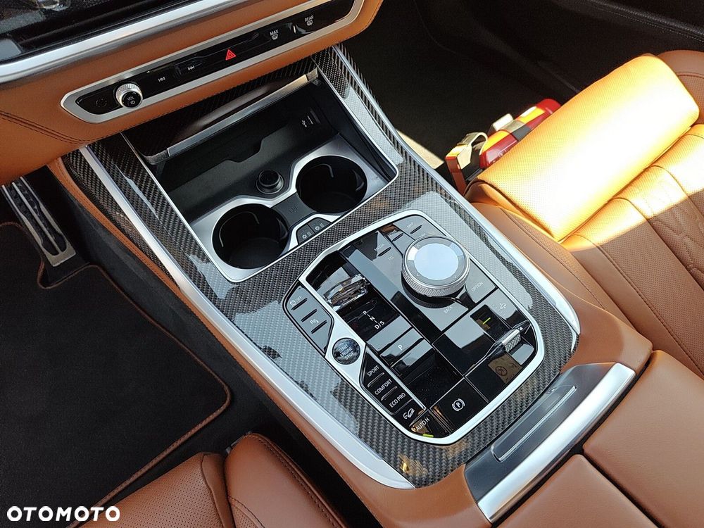 BMW X7 - 17