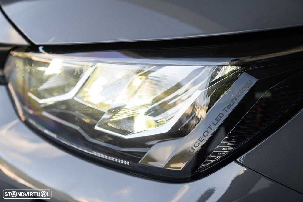 Peugeot 208 1.2 PureTech Allure - 12