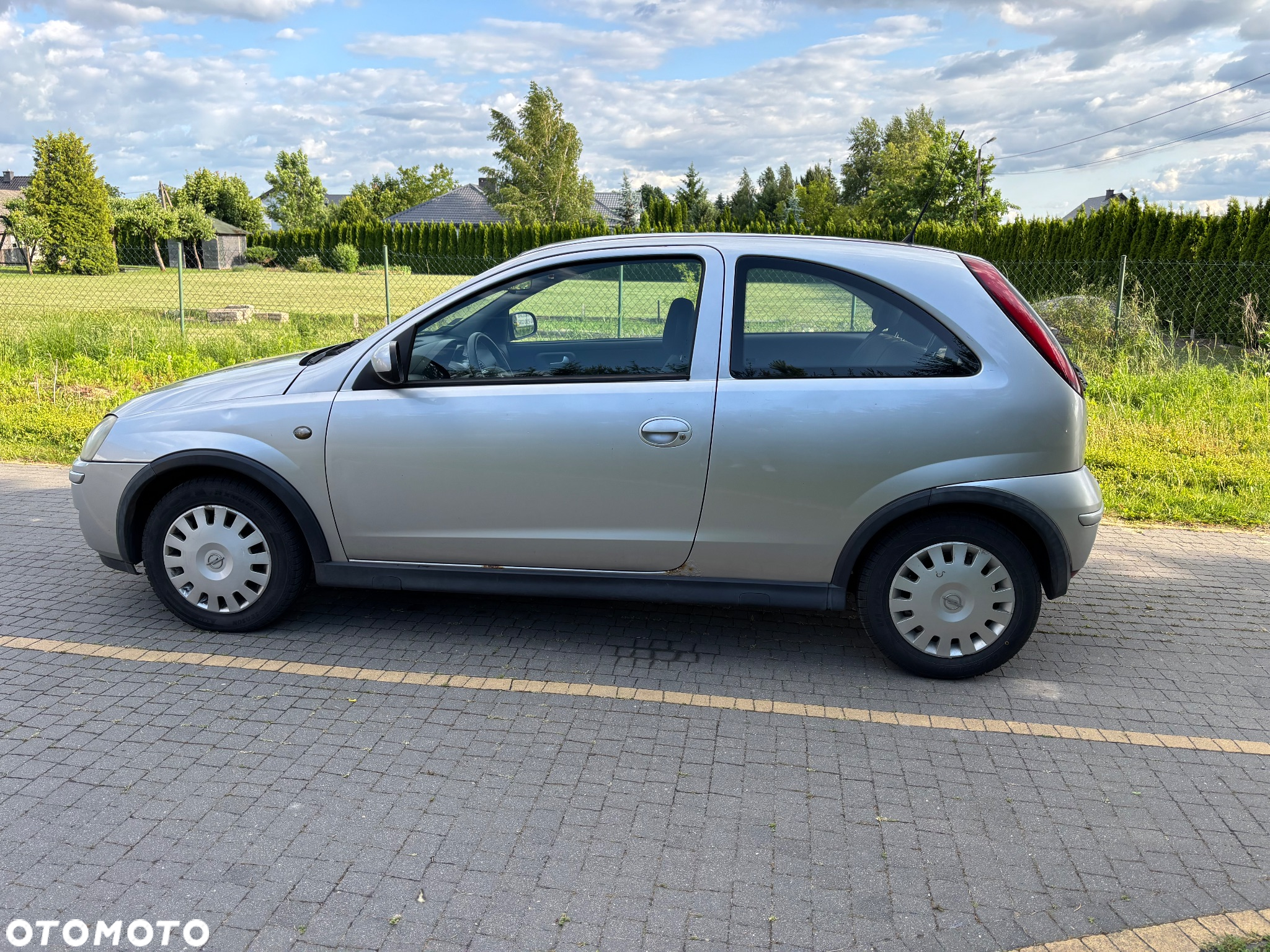 Opel Corsa 1.0 12V Cosmo - 4