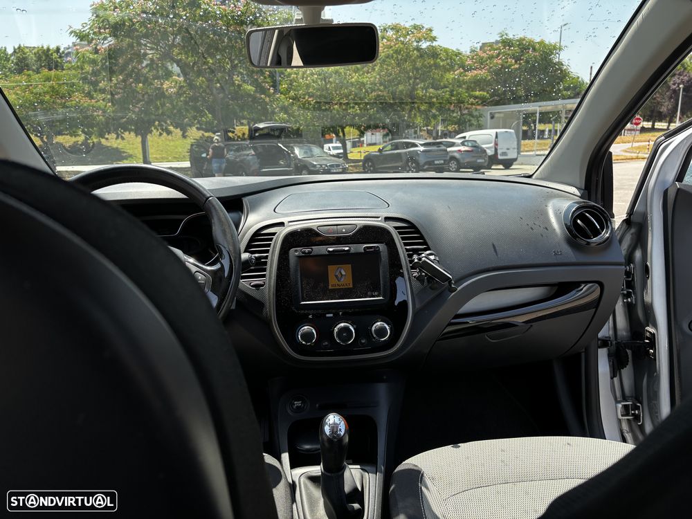 Renault Captur 0.9 TCE - 12